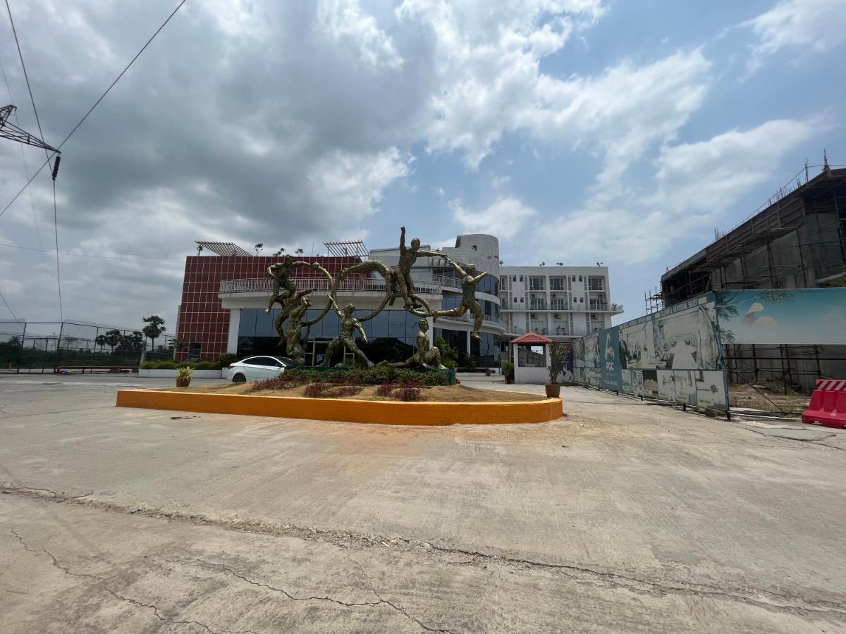 Getsethome Ponneri Bagian luar foto